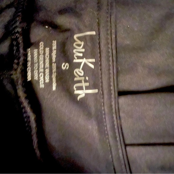 Lou Keith Activewear skirt - Picture 2 of 2